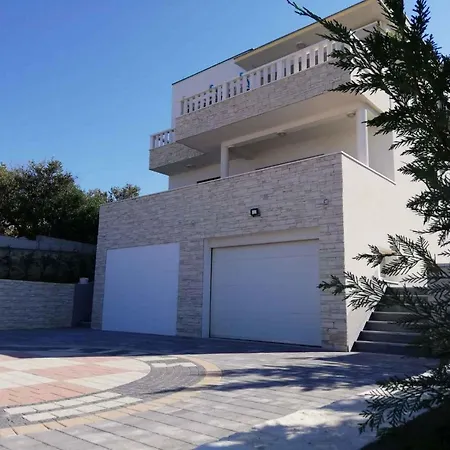 In - Sibenik Riviera 35182 Apartman *