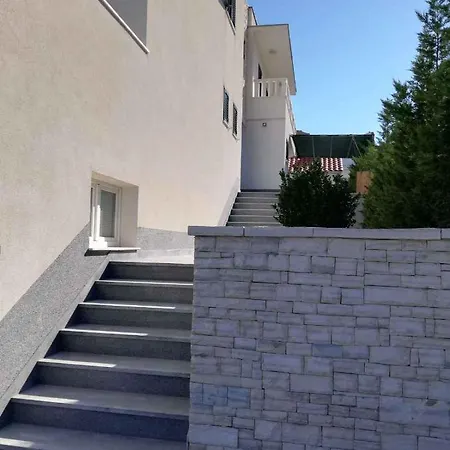 In - Sibenik Riviera 35182 Appartement