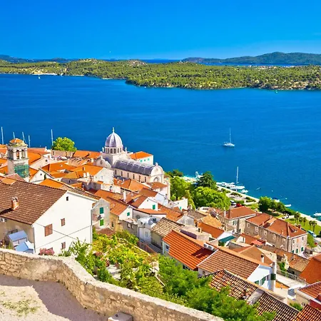 In - Sibenik Riviera 35182 * Primošten