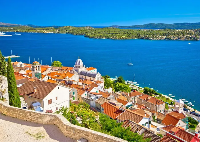 In - Sibenik Riviera 35182 * Primosten